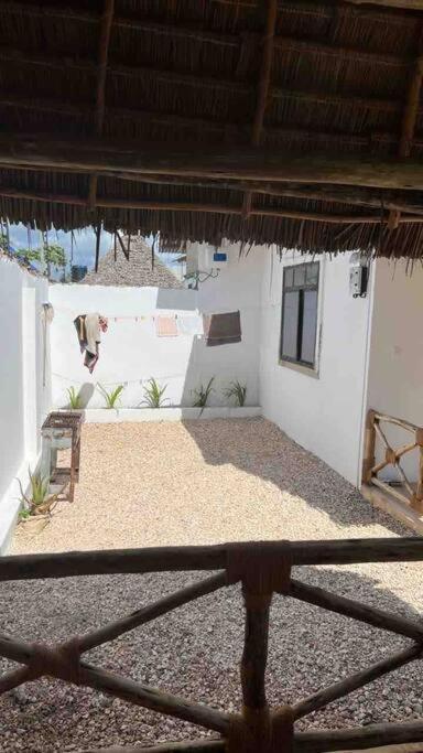 B Home Zanzibar Kiwengwa  Extérieur photo
