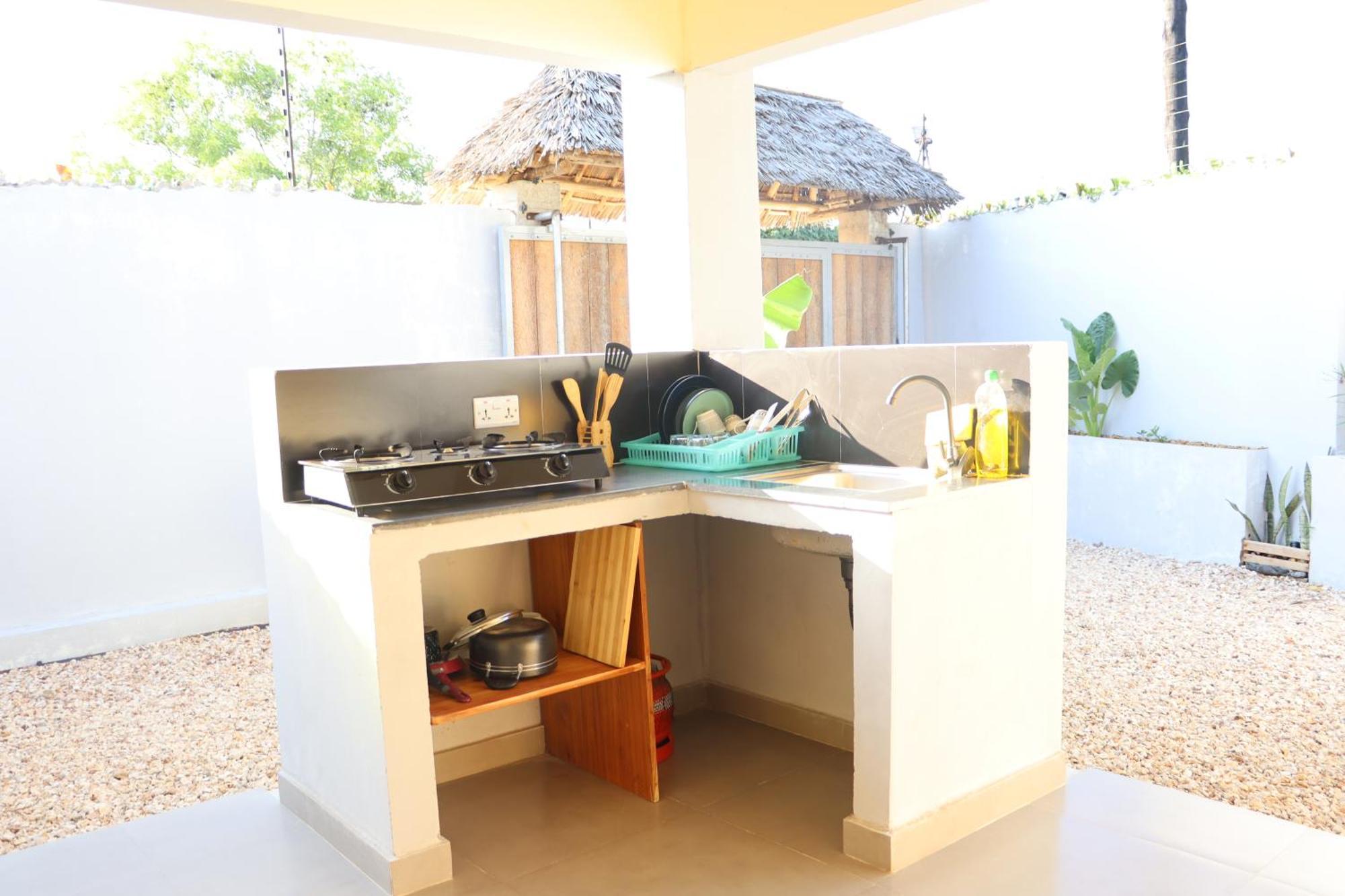 B Home Zanzibar Kiwengwa  Extérieur photo